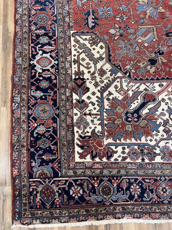 Antique Persian Serapi 12' x 15' - Image 4