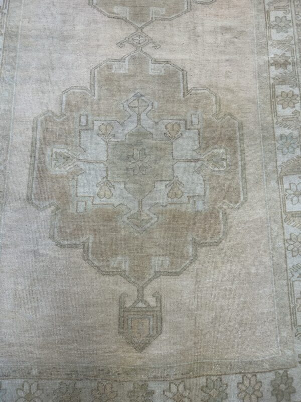 5' x 12' Vintage Turkish Oushak - Image 2