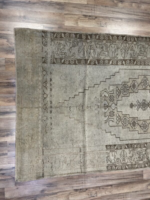 5' x 8' Vintage Turkish Oushak - Image 4