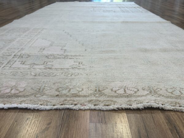 5' x 8' Vintage Turkish Oushak - Image 3