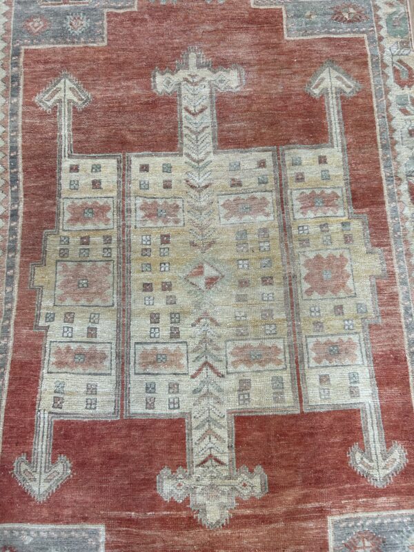 5' x 8' Vintage Turkish Oushak - Image 5