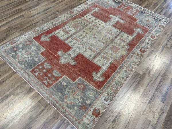 5' x 8' Vintage Turkish Oushak - Image 3