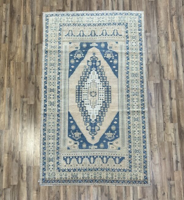 5' x 8' Vintage Turkish Oushak