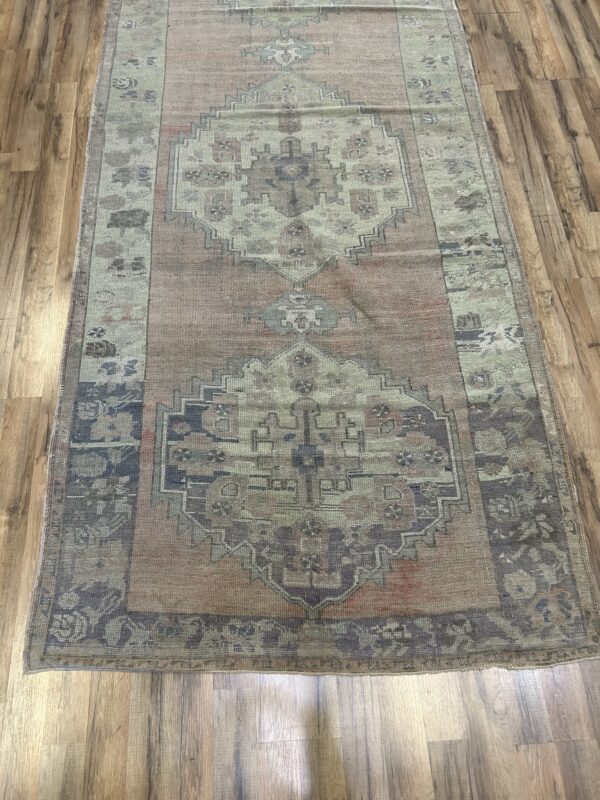 5' x 12' Vintage Turkish Oushak - Image 3