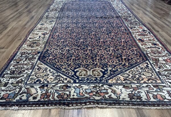 5' x 10' Persian Hammadan - Image 3