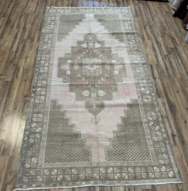 5' x 11' Vintage Turkish Oushak