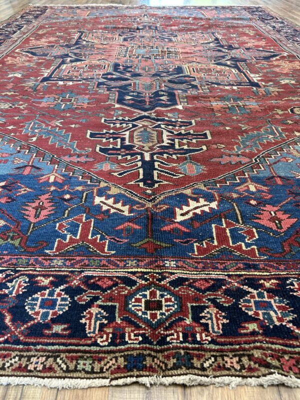 8' x 11' Persian Heriz - Image 2