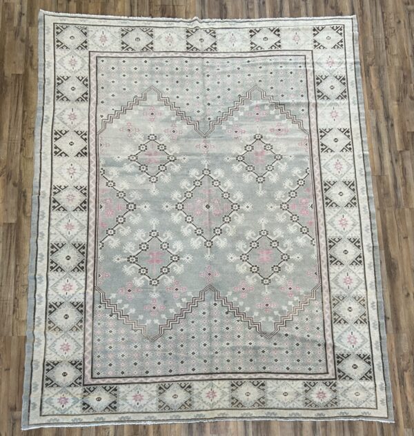 9' x 11' Vintage Turkish Oushak