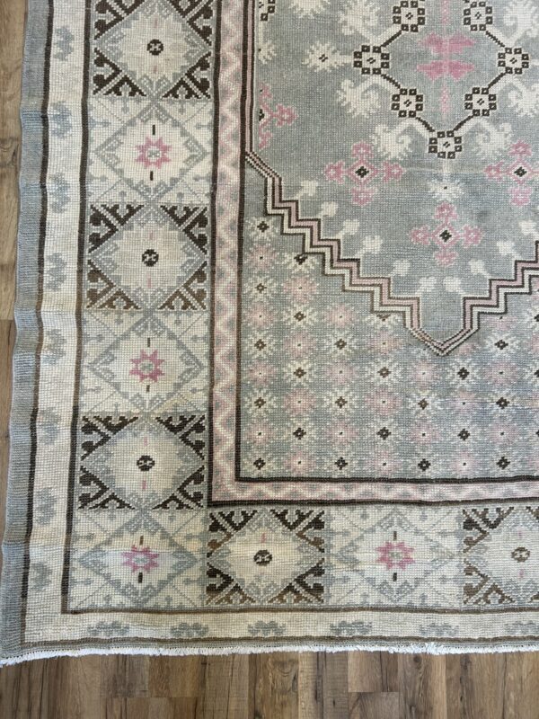 9' x 11' Vintage Turkish Oushak - Image 3