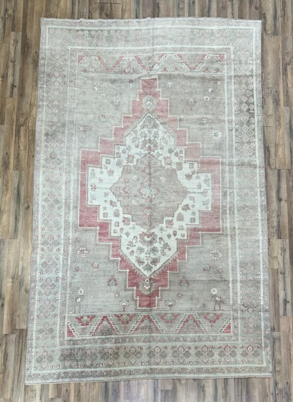 7' x 11' Vintage Turkish Oushak