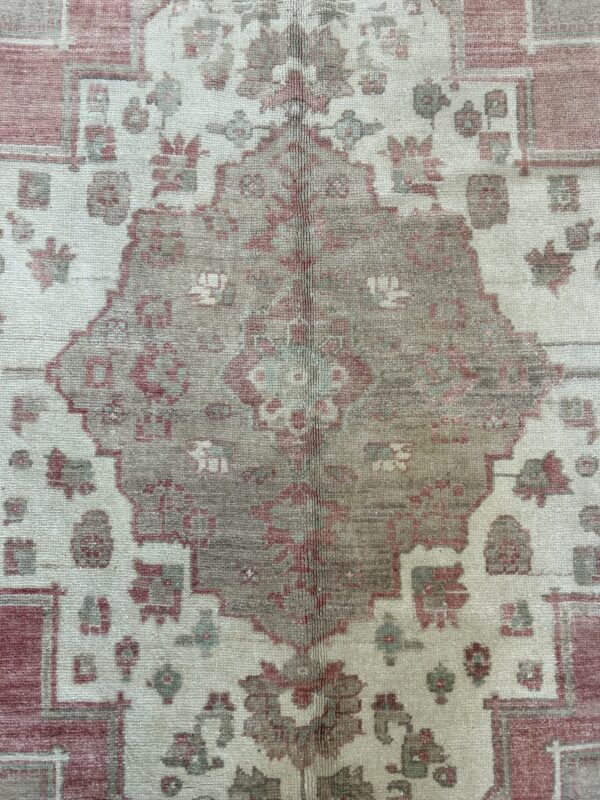 7' x 11' Vintage Turkish Oushak - Image 7