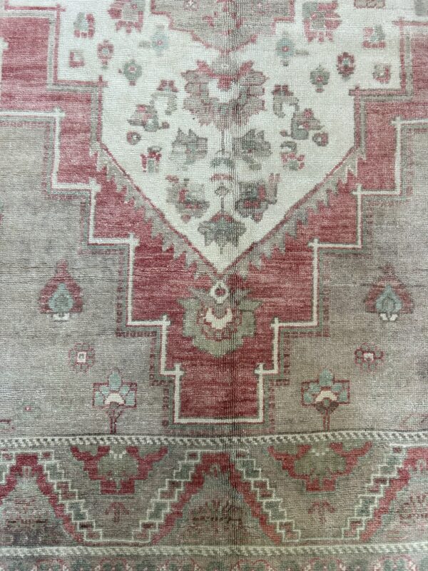 7' x 11' Vintage Turkish Oushak - Image 6