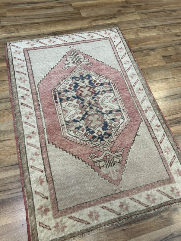 3' x 4' Vintage Turkish Oushak - Image 3