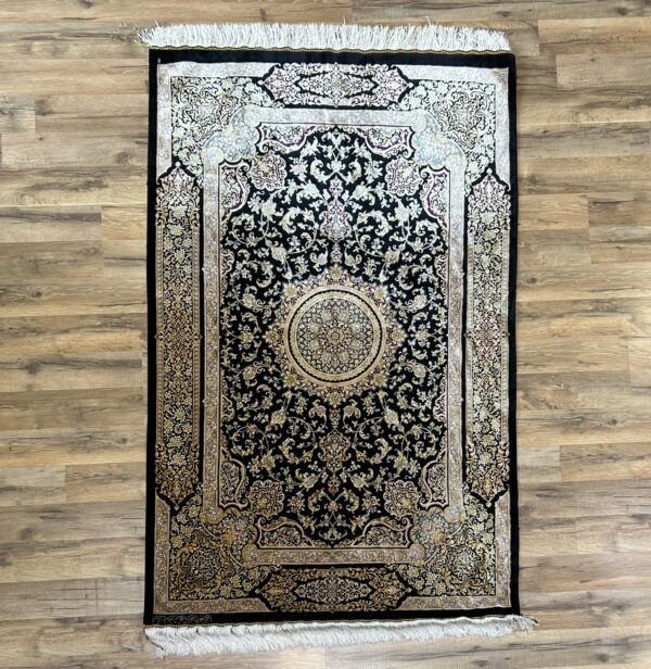 3' x 5' Persian Qum