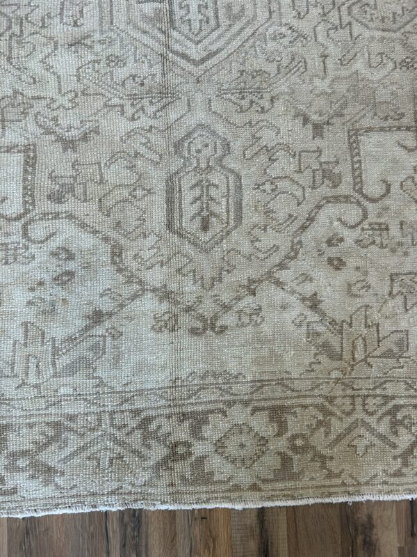 8' x 10' Vintage Persian Heriz - Image 3