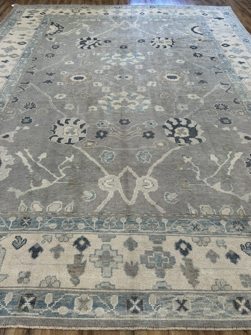 Turkish Oushak Wool Rug - Image 4